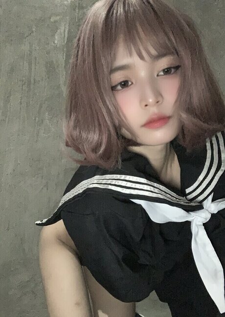 Shayri May Tagyamon pornostar nette bild