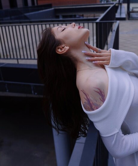 leonesan nacktheit fotos