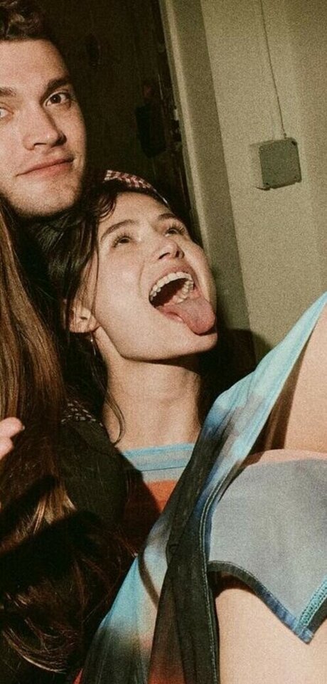 Delaney Rowe nacktheit top foto