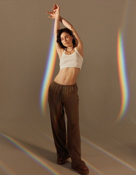 asiatische gilf-onlyfans hübsche nette fotos