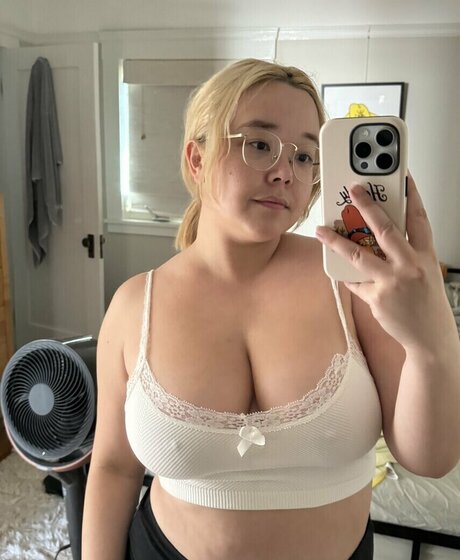 geile asiatische onlyfans beste kostenlose galerie