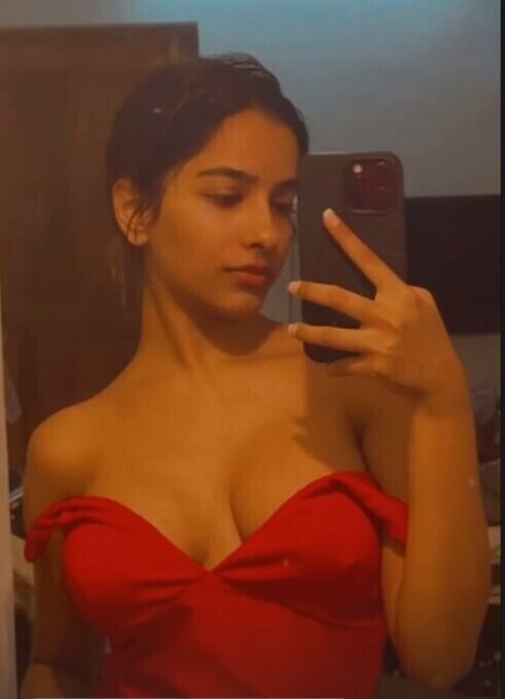 Aurora Sinclair exklusive fotos