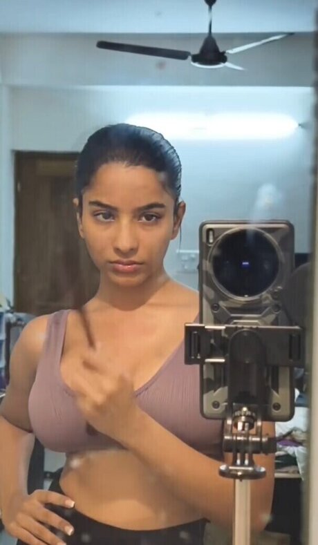 Aurora Sinclair pornostar xxx bild