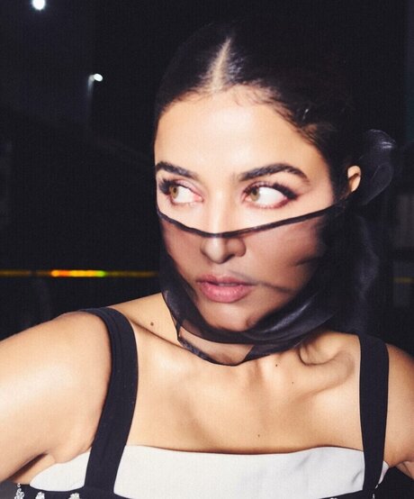 Wamiqa Gabbi beste nackt galerien