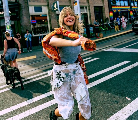 Dora Jar pornostar freie bild