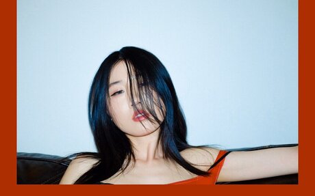 Lo3tus erotische nackte bilder