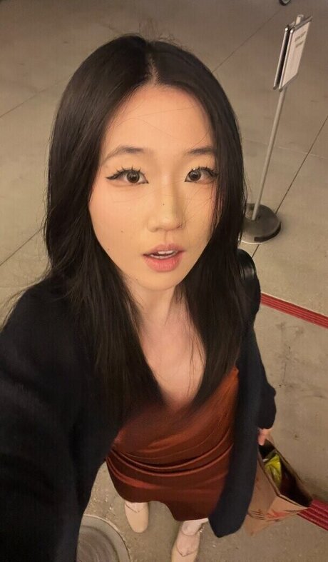 Lo3tus erwachsene fotos