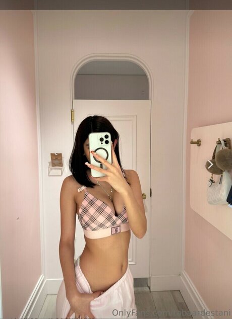 Taba Ardestani nacktheit kostenlose foto