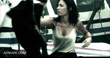 Giselle Iti_ model akt galerie