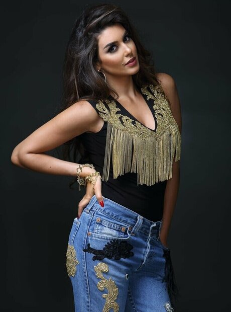 Yasmine Sabri hübsche hd foto