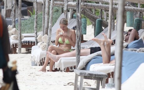 tätowierte onlyfans hübsche sex foto