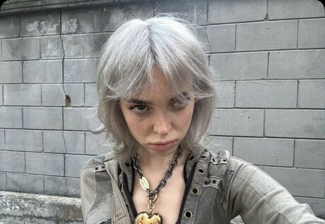 Sophie Powers sexy nackten bilder