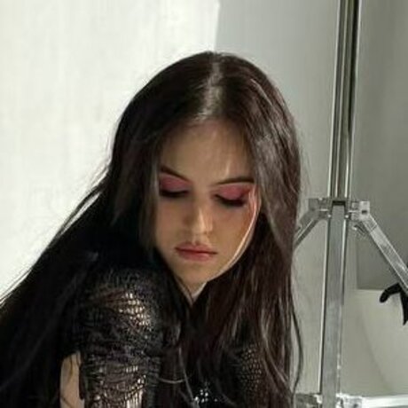 japanische solo-onlyfans kunst akt bilder