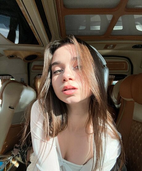 bekleidete onlyfans hübsche sex bilder