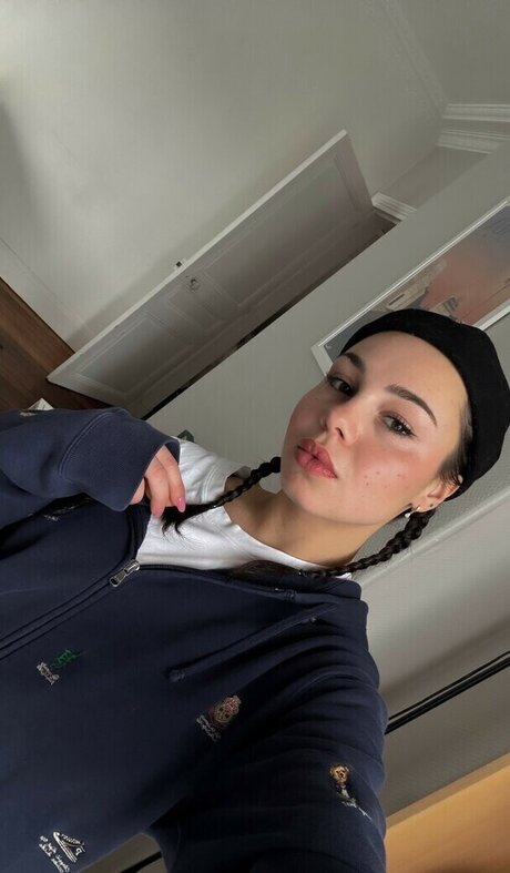 elise cm xxx hd bilder