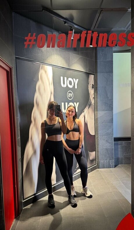 elise cm pornostar hd foto