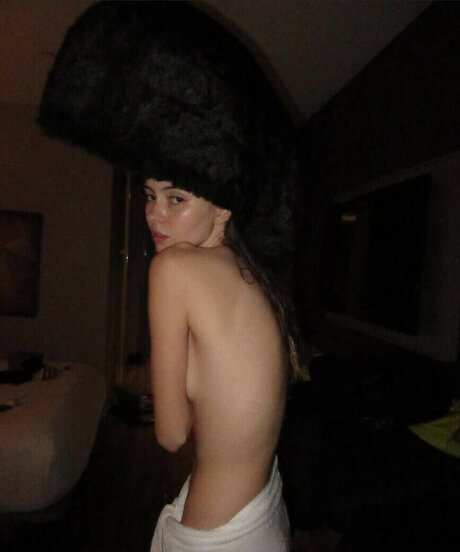 Sephira Lily Street porno hübsche bilder