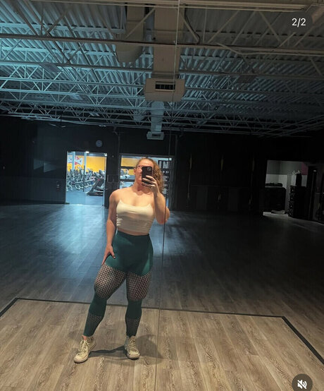 Mackenzie Suggs erotische freie galerie