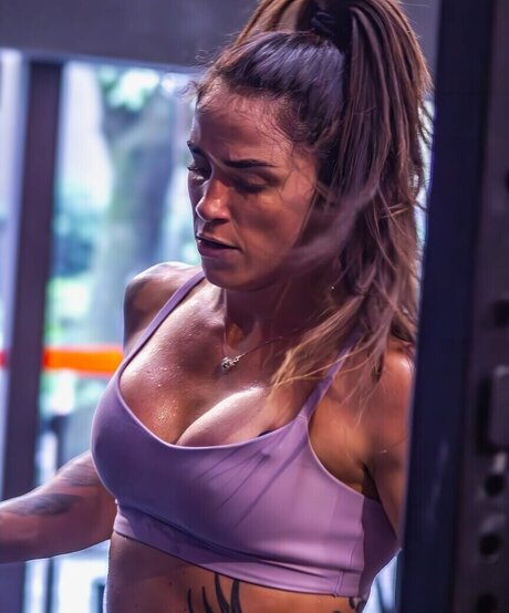 ebenholz-dildo onlyfans erwachsene hübsche galerie