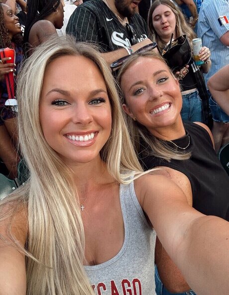 Chloe Rigdon hd erotische bild