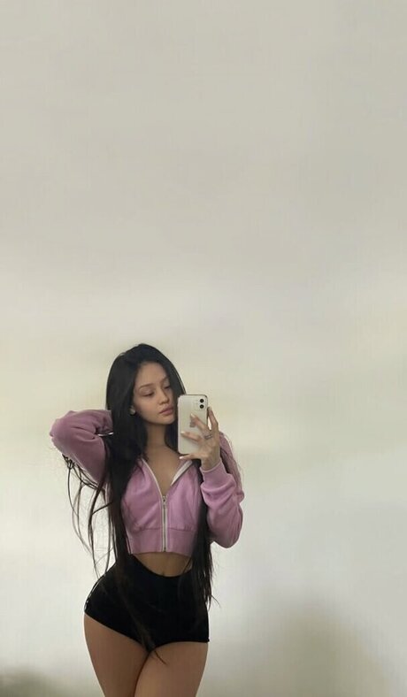 ebenholz-teen-onlyfans top nackt fotos