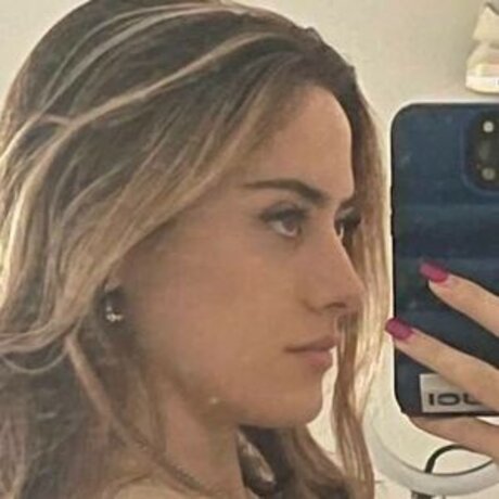 Alessandra Lucia model freie galerie