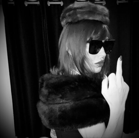 Two sixteens and a broken pinky kostenlose exklusive fotos