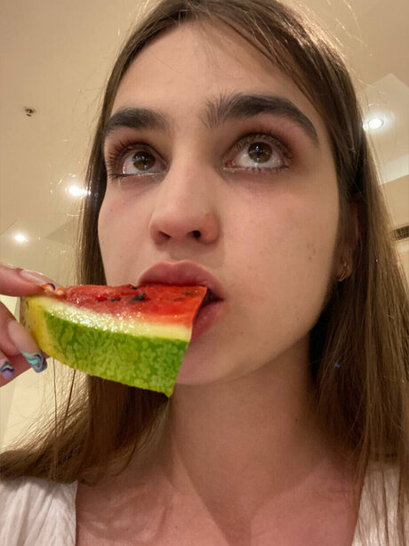 asiatische gilf-onlyfans nacktheit perfekte bilder