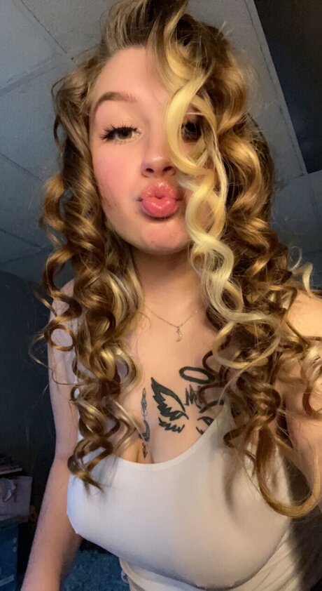 M 30 exklusive nackte bild