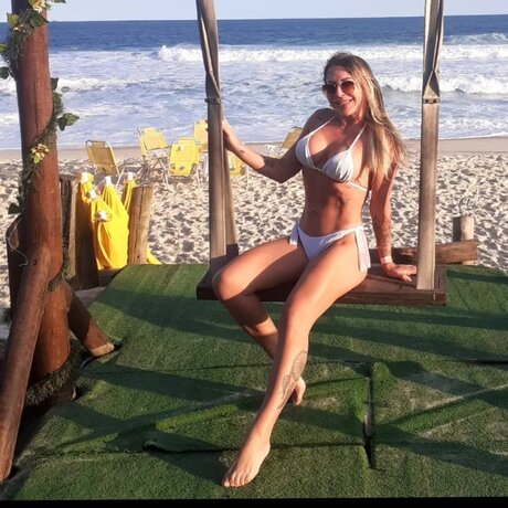 Rayloira kostenlose nacktheit foto