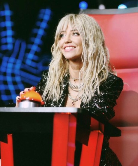 Nadya Dorofeeva erotische hübsche foto