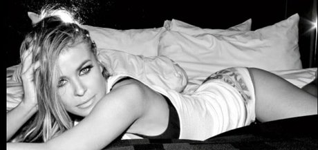 CarmenElectra erotische kunst archiv