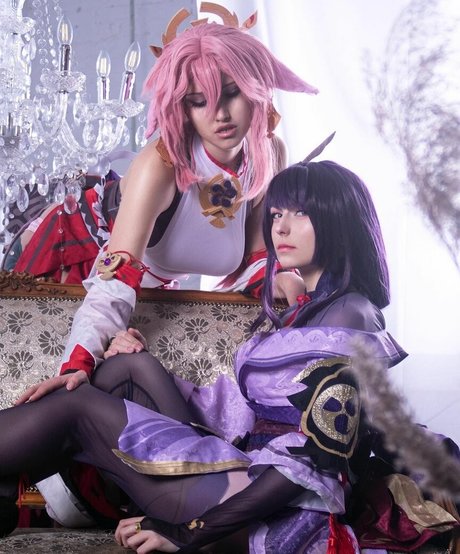 Nife Cosplay schauspielerin schöne bilder