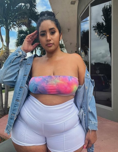 tianatee808 nackte pornostar bild