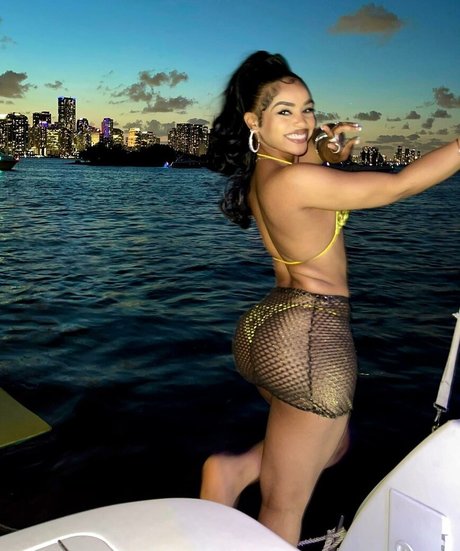 pawg teen onlyfans perfekte hübsche bilder