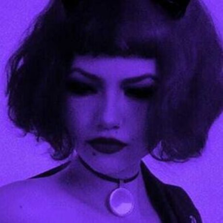 dünne asiatische teenager-onlyfans porno nette fotos