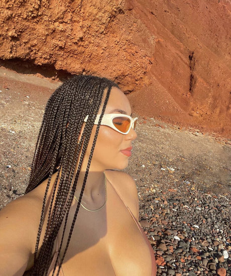 Katelyn Folasade freie nackt foto