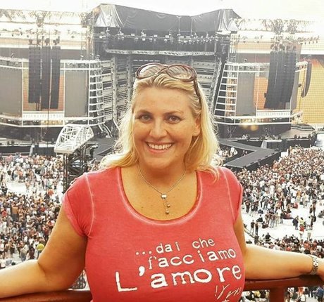 asiatische gilf-onlyfans hübsche heiße bild