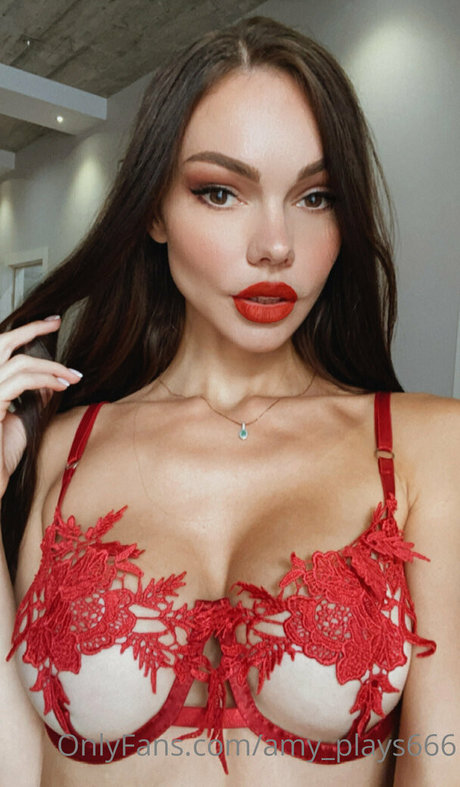 amy plays666 model archiv