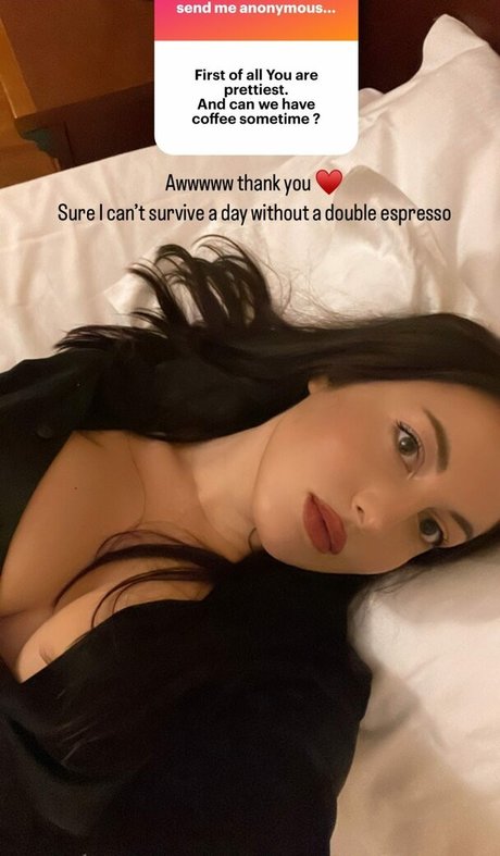 kurze teen-onlyfans erotische schöne foto