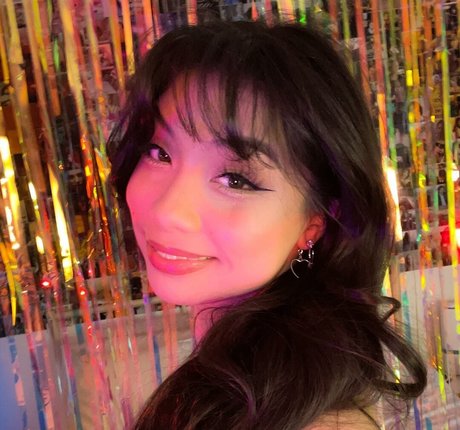 Trin Lovell kostenlose nacktheit galerie