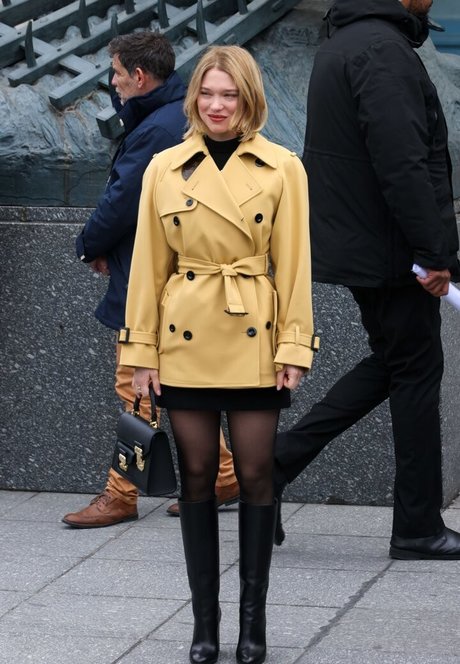 Lea Seydoux schöne perfekte bild