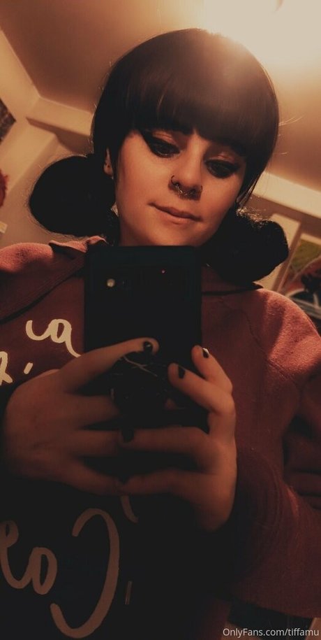 tiffa lewd pornostar schöne galerie