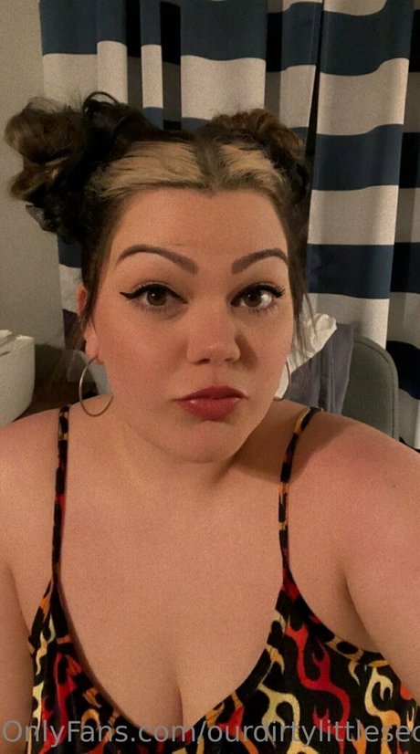 ourdirtylittlesecret96 sexy pornostar fotos