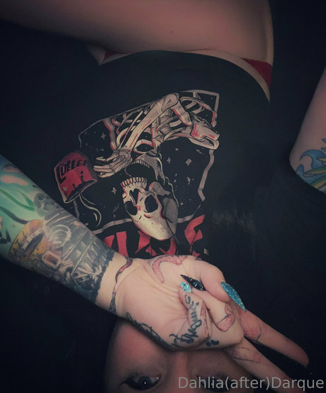 darquedahlia hd nackt fotos