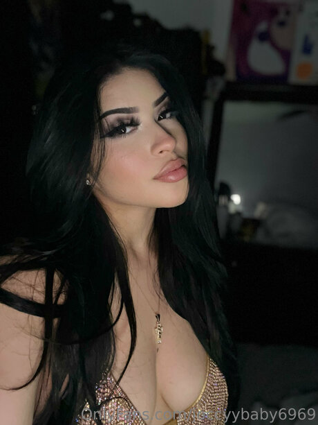 blonde heiße frau onlyfans kunst top fotos