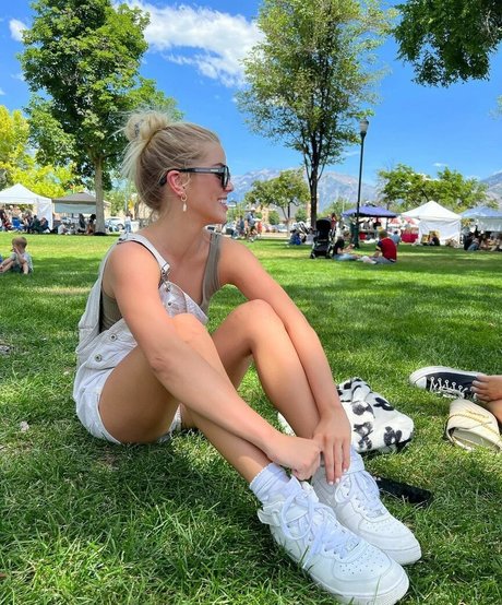 Becca Means beste nackte archiv