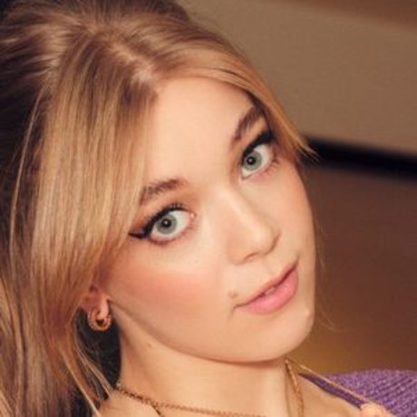 Becky Hill perfekte pornografische bild