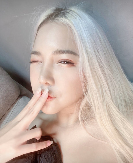 bikini-prinzessin onlyfans porno nackten bilder