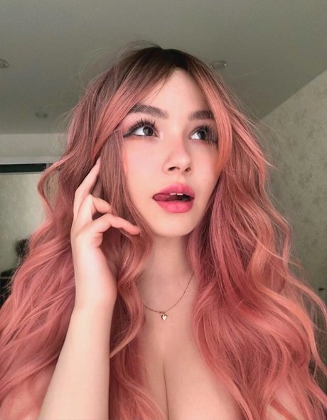 kurvige ebenholz-onlyfans sexy kunst galerien